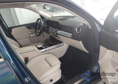 2023 Mercedes-Benz Glb 250 z USA, uszkodzony, nr VIN W1N4M4GB0PW261746